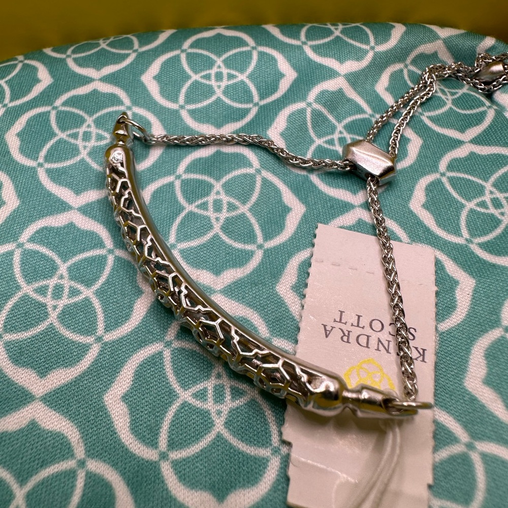 NWT Kendra Scott Gilly Rhodium Metal Bracelet
